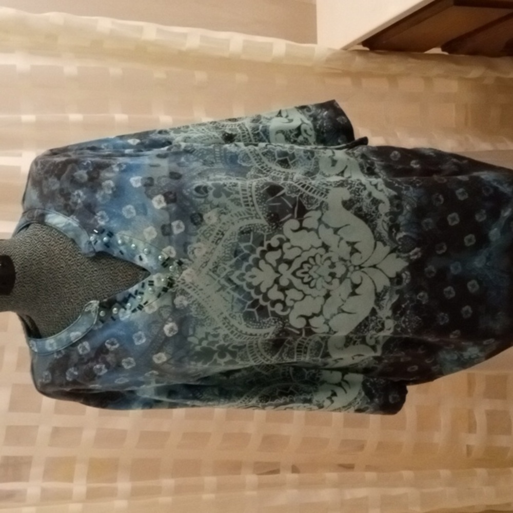 V neck blue boho top